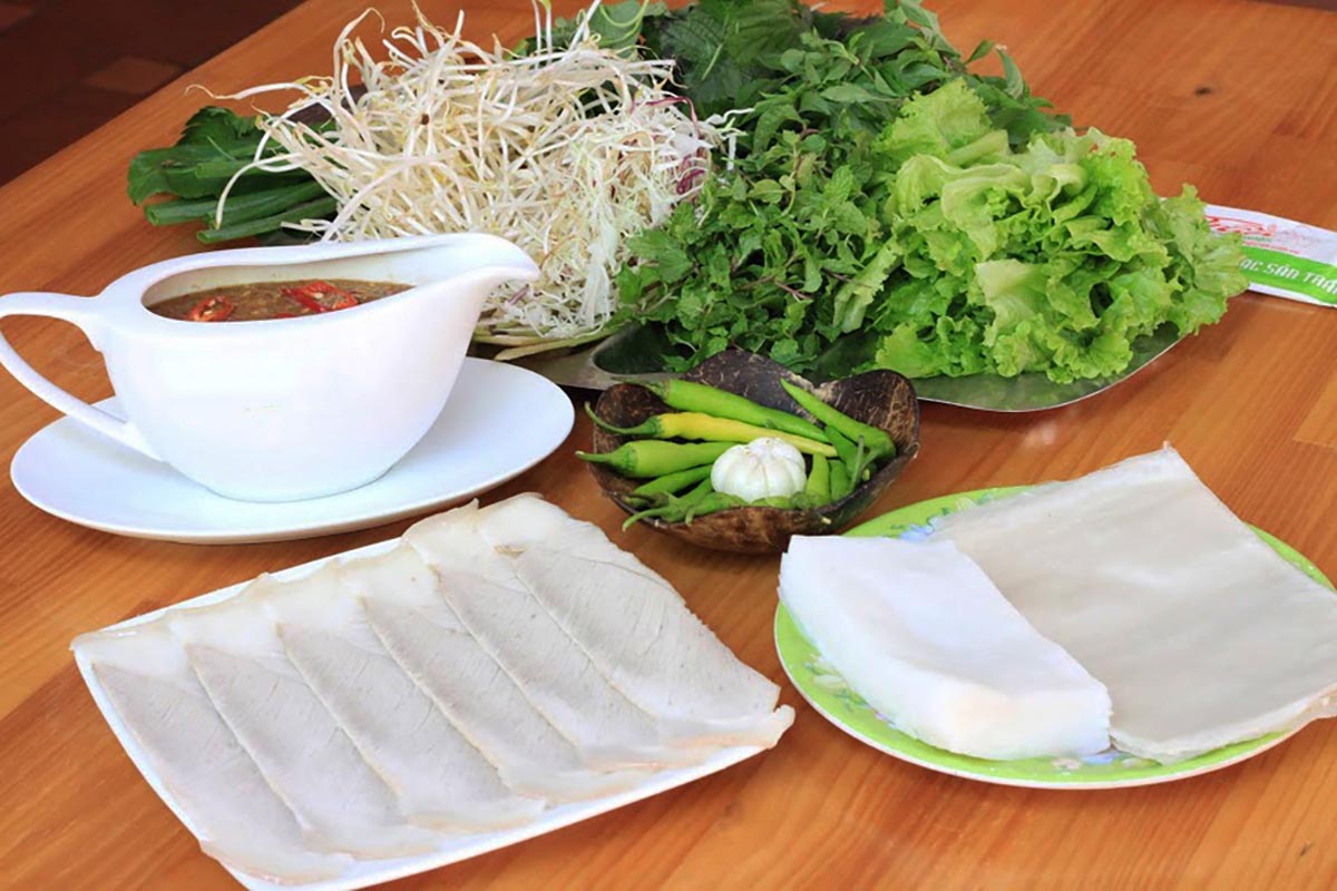 Rice Paper Rolls with Pork in Da Nang